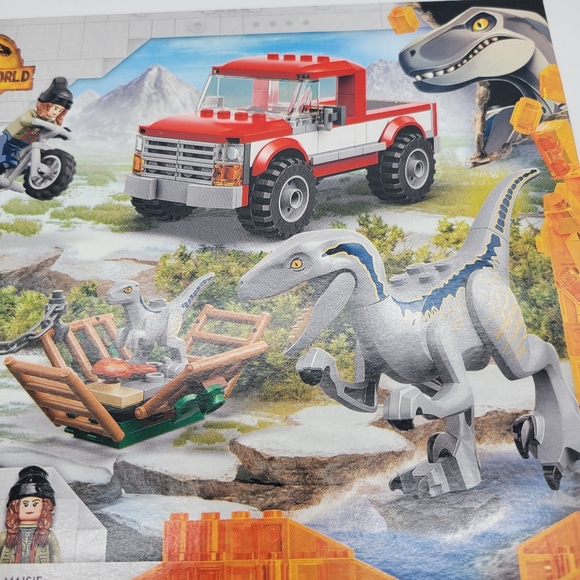 Lego Jurassic World Dominion. Blue & Beta Velociraptor Capture. - Picture 4 of 10